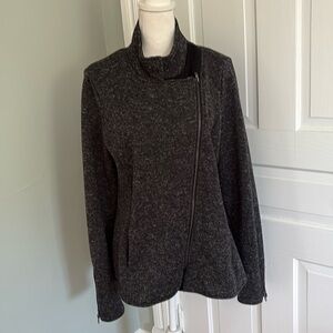 Womens Fabletics Jacket XL gray fleece sweater warm zipper